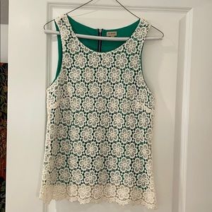 Women’s lace sleeveless blouse